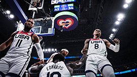 篮球世界杯简报:美国99-72胜新西兰 班凯罗21+4帽 里夫斯12+6